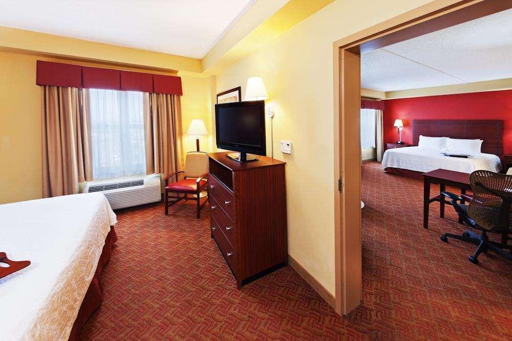 Hampton Inn&Suites Oklahoma City-Bricktown Bagian luar foto