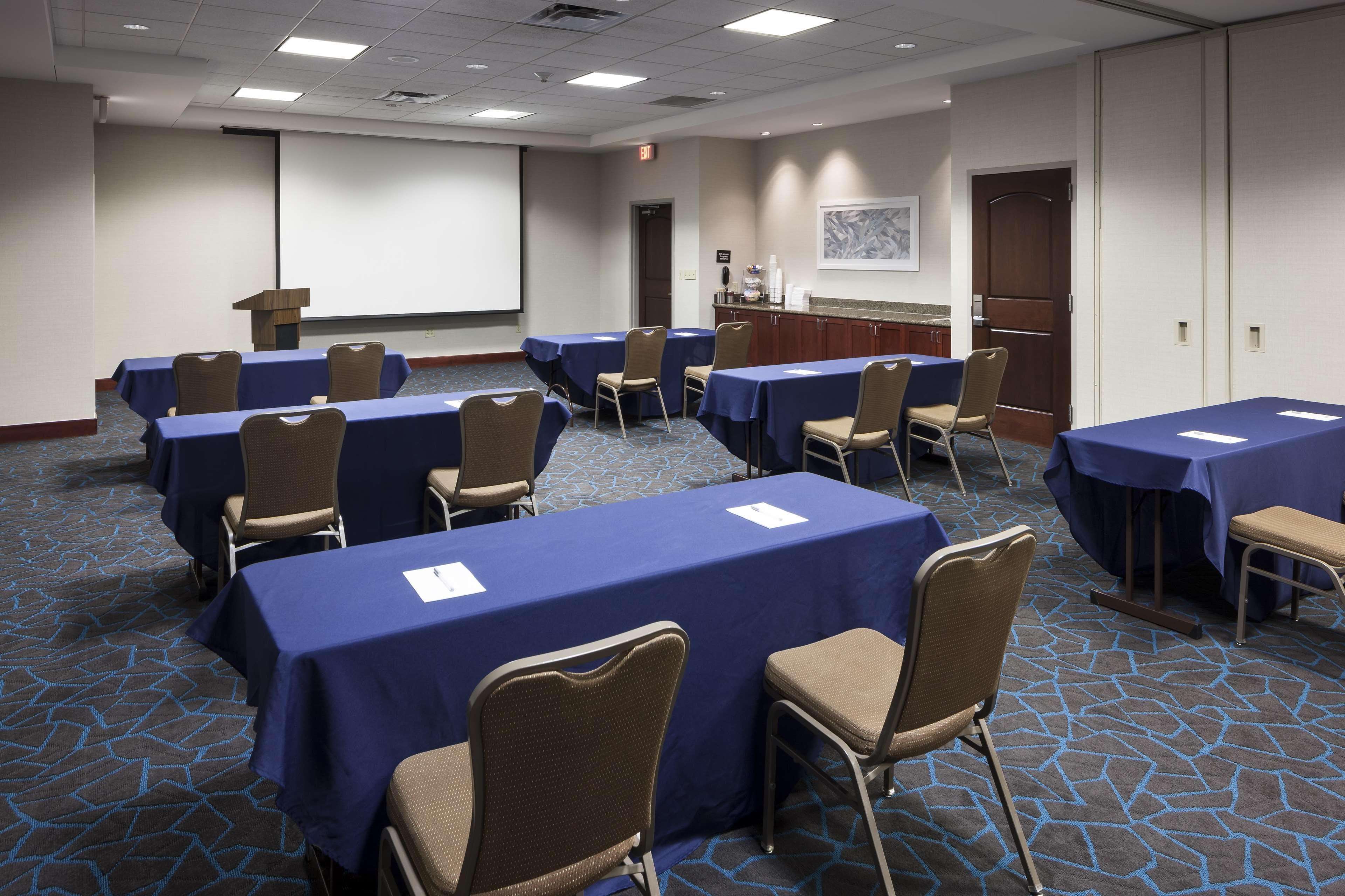 Hampton Inn&Suites Oklahoma City-Bricktown Bagian luar foto