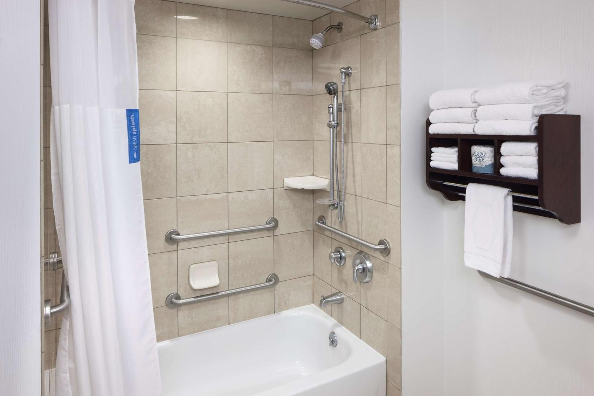 Hampton Inn&Suites Oklahoma City-Bricktown Bagian luar foto