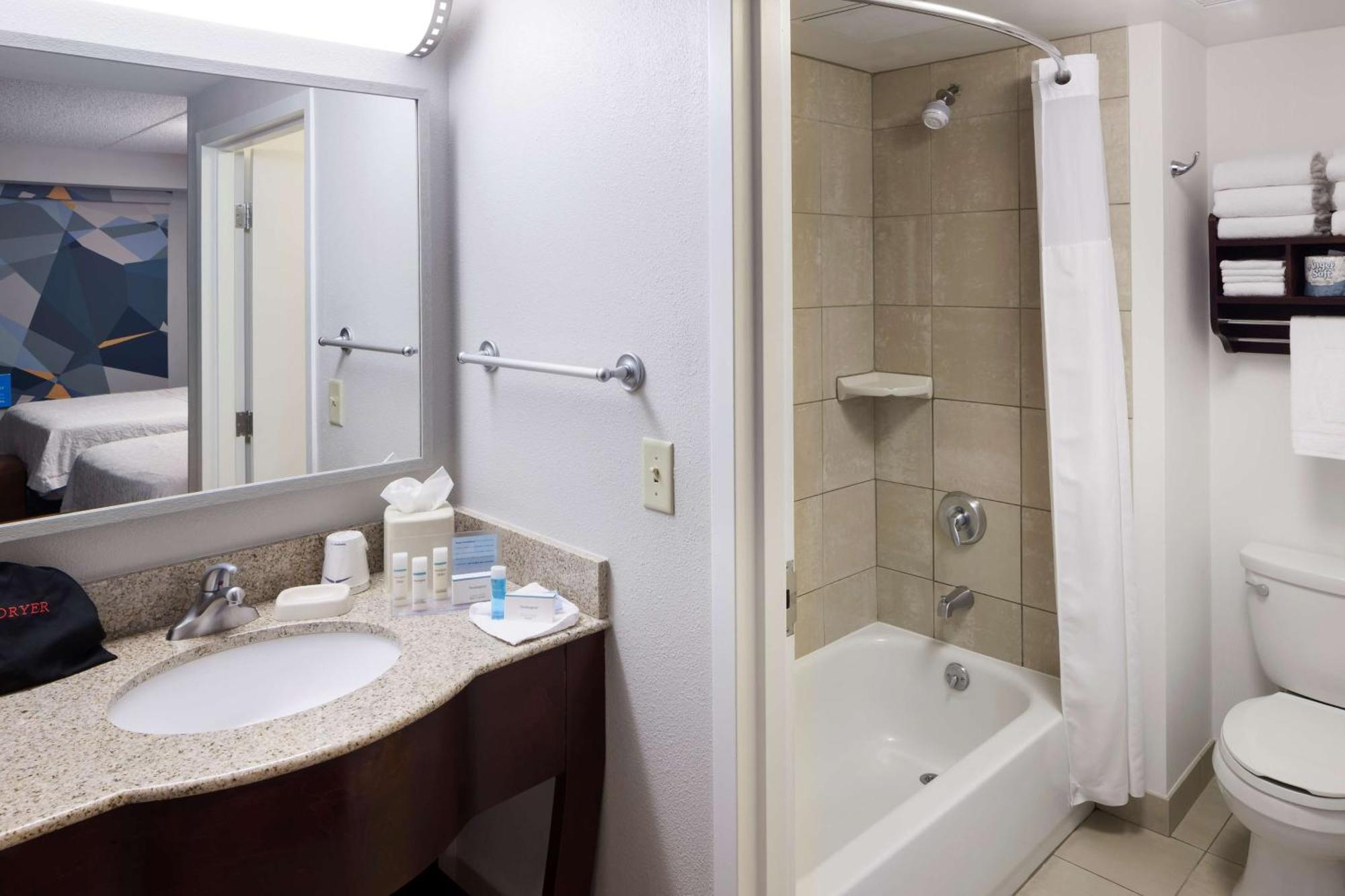 Hampton Inn&Suites Oklahoma City-Bricktown Bagian luar foto