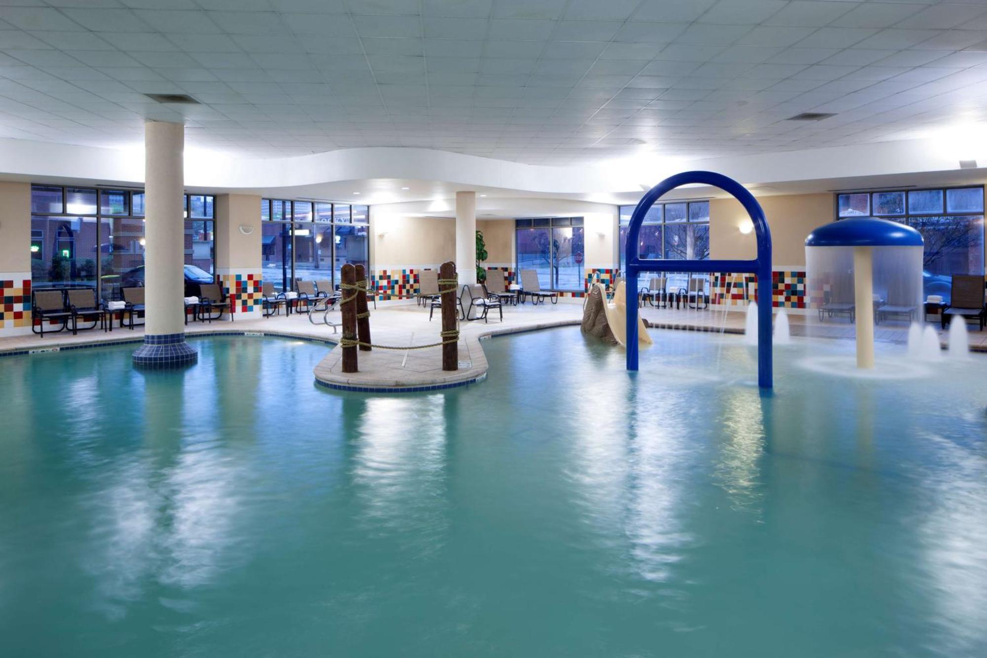 Hampton Inn&Suites Oklahoma City-Bricktown Bagian luar foto