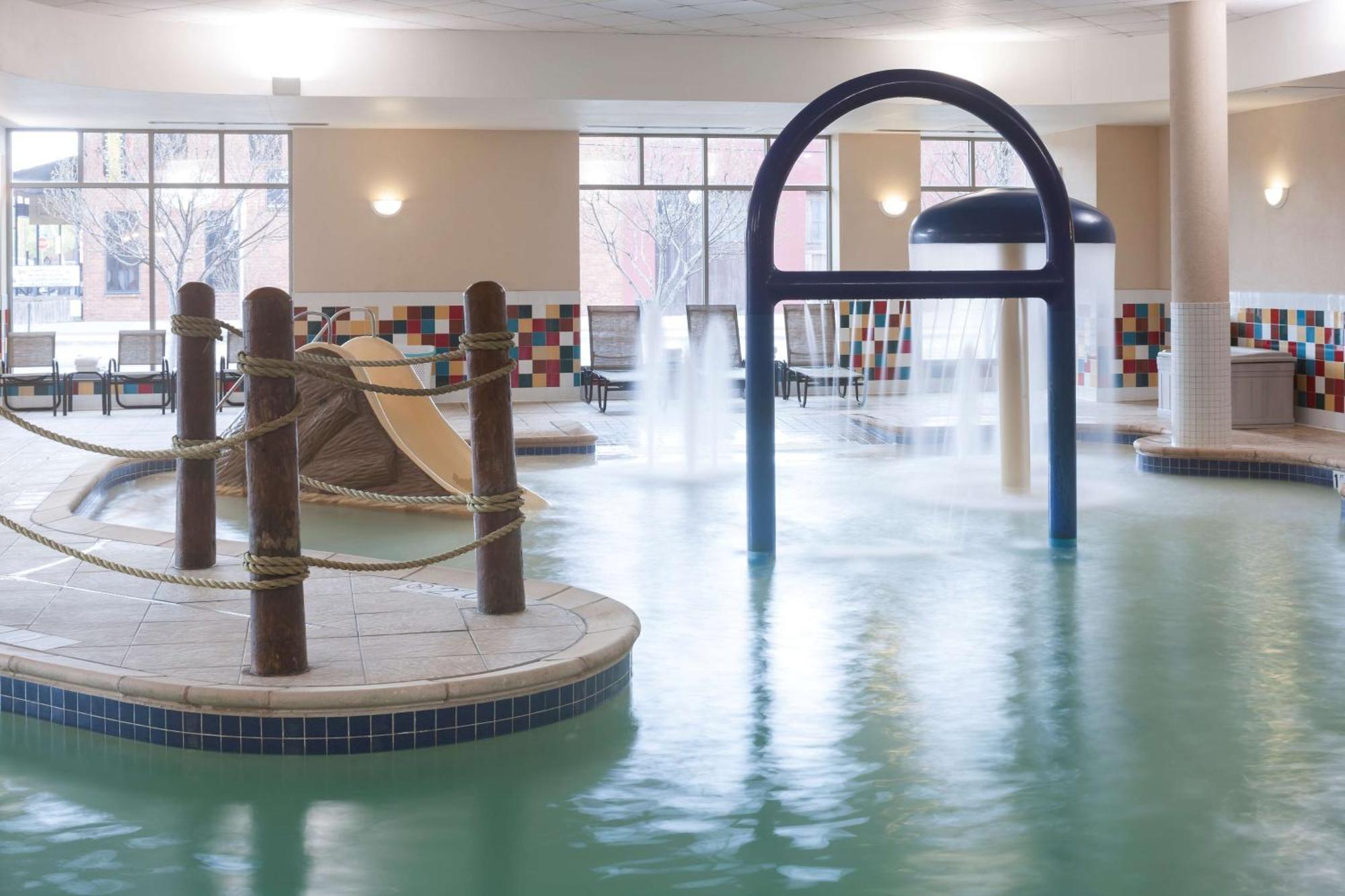 Hampton Inn&Suites Oklahoma City-Bricktown Bagian luar foto