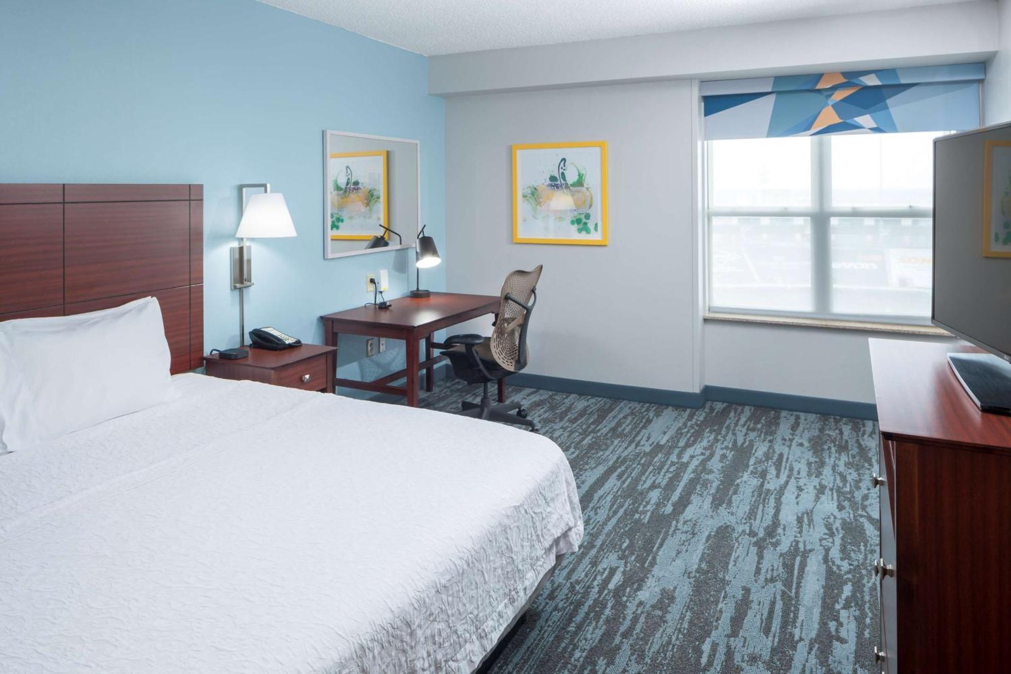 Hampton Inn&Suites Oklahoma City-Bricktown Bagian luar foto